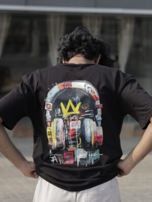 Men’s Streetwear Graphic T-Shirt – Graffiti Headphone Crown Print | Oversized Casual Cotton Tee | Black & White |